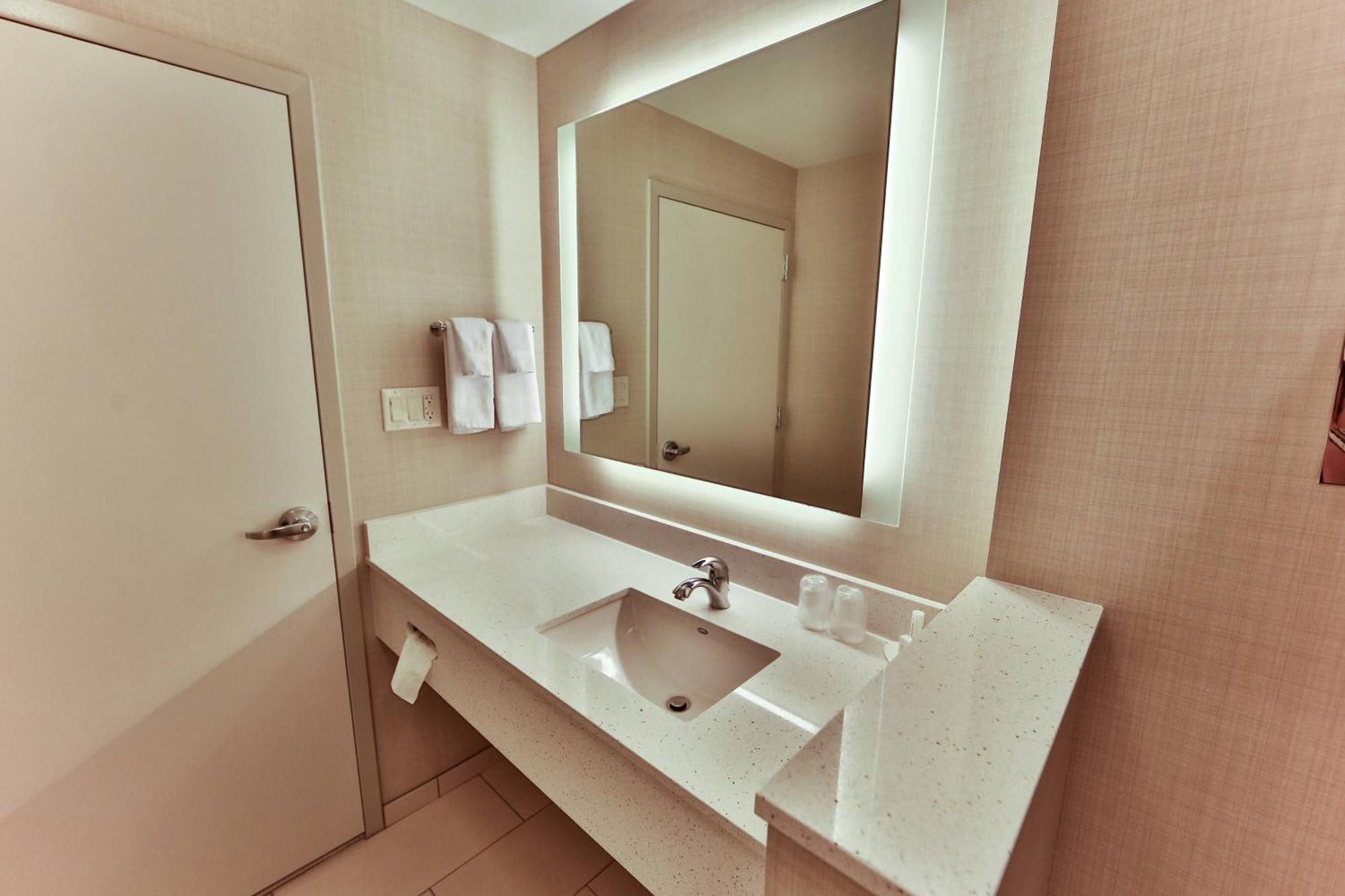 Fairfield Inn & Suites By Marriott Savannah Midtown Exteriör bild